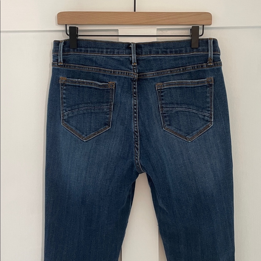 DRIFTWOOD Jackie Rose Floral Embroidered Distressed Mid-Rise Skinny Jean Size 30 - Picture 7 of 12